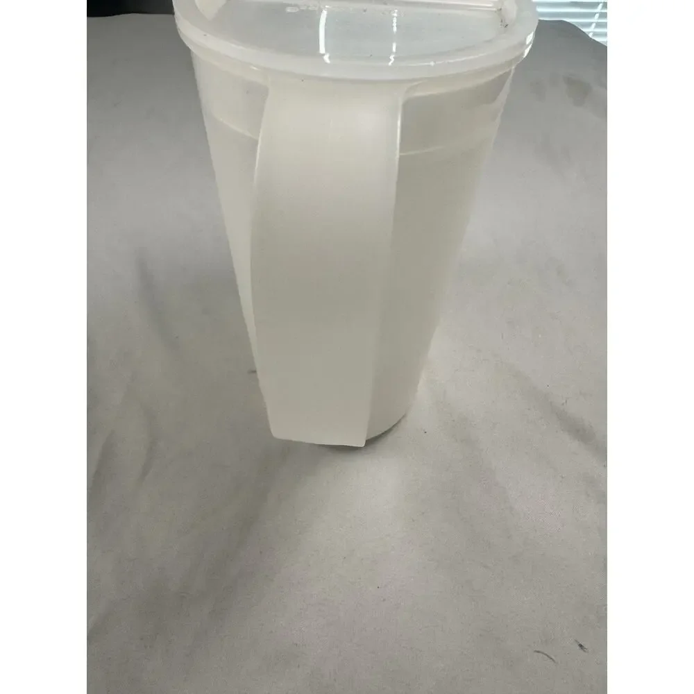Tupperware Servalier Pitcher White Translucent Lid Vintage Refrigerator Jug